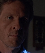 ROSWELL_-_E1X21_THE_WHITE_ROOM_417.jpg