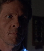 ROSWELL_-_E1X21_THE_WHITE_ROOM_419.jpg