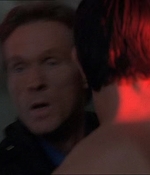 ROSWELL_-_E1X21_THE_WHITE_ROOM_462.jpg
