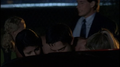 ROSWELL_-_E1X22_DESTINY_0040.jpg