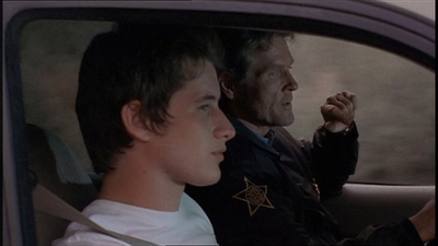 ROSWELL_-_E1X22_DESTINY_0092.jpg
