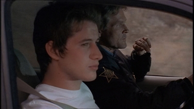 ROSWELL_-_E1X22_DESTINY_0101.jpg