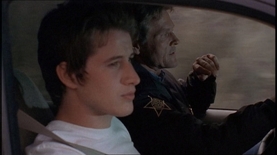 ROSWELL_-_E1X22_DESTINY_0103.jpg