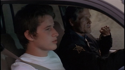 ROSWELL_-_E1X22_DESTINY_0110.jpg