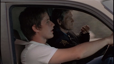 ROSWELL_-_E1X22_DESTINY_0127.jpg