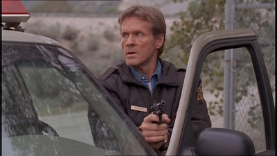 ROSWELL_-_E1X22_DESTINY_0134.jpg