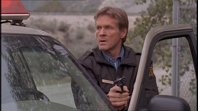 ROSWELL_-_E1X22_DESTINY_0137.jpg