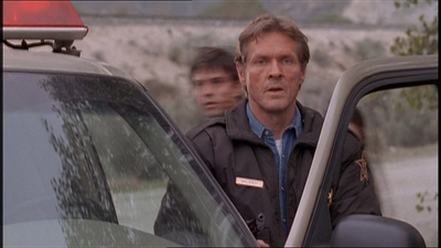 ROSWELL_-_E1X22_DESTINY_0147.jpg