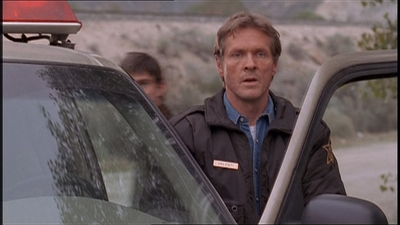 ROSWELL_-_E1X22_DESTINY_0148.jpg