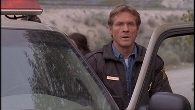 ROSWELL_-_E1X22_DESTINY_0151.jpg
