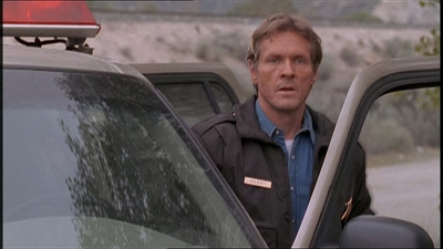 ROSWELL_-_E1X22_DESTINY_0155.jpg