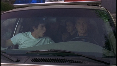 ROSWELL_-_E1X22_DESTINY_0166.jpg