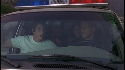 ROSWELL_-_E1X22_DESTINY_0172.jpg