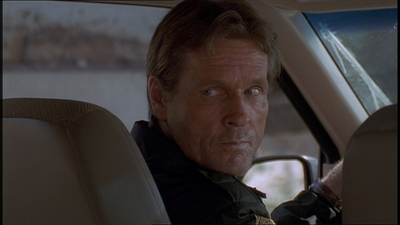 ROSWELL_-_E1X22_DESTINY_0187.jpg