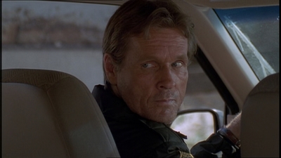 ROSWELL_-_E1X22_DESTINY_0188.jpg