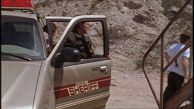 ROSWELL_-_E1X22_DESTINY_0223.jpg