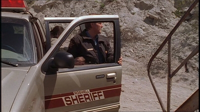 ROSWELL_-_E1X22_DESTINY_0225.jpg