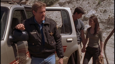 ROSWELL_-_E1X22_DESTINY_0232.jpg