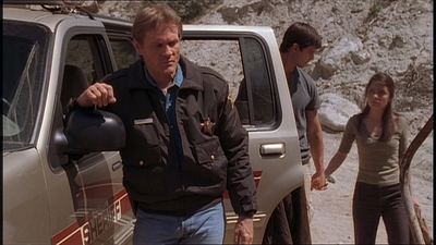 ROSWELL_-_E1X22_DESTINY_0235.jpg