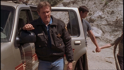 ROSWELL_-_E1X22_DESTINY_0238.jpg