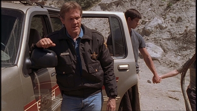 ROSWELL_-_E1X22_DESTINY_0239.jpg