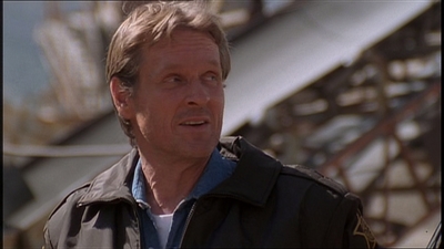 ROSWELL_-_E1X22_DESTINY_0267.jpg