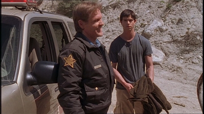 ROSWELL_-_E1X22_DESTINY_0274.jpg