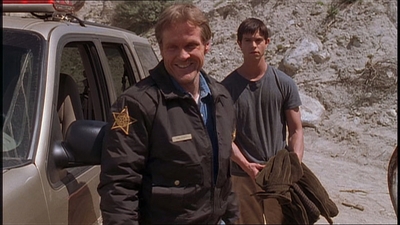 ROSWELL_-_E1X22_DESTINY_0275.jpg