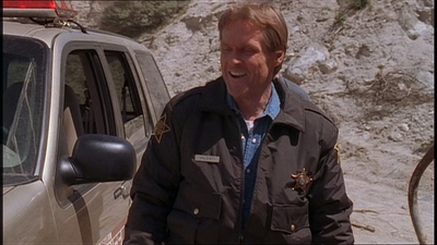 ROSWELL_-_E1X22_DESTINY_0277.jpg