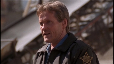 ROSWELL_-_E1X22_DESTINY_0292.jpg