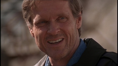 ROSWELL_-_E1X22_DESTINY_0316.jpg