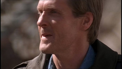 ROSWELL_-_E1X22_DESTINY_0324.jpg