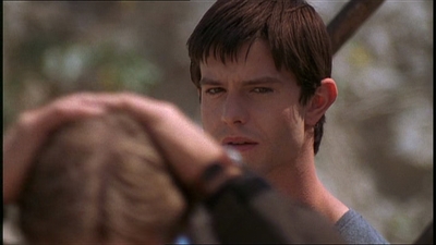 ROSWELL_-_E1X22_DESTINY_0332.jpg