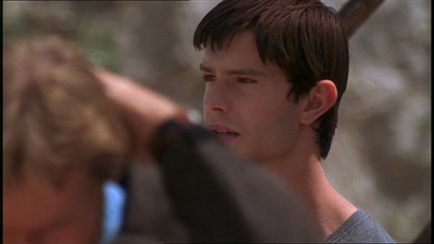 ROSWELL_-_E1X22_DESTINY_0334.jpg