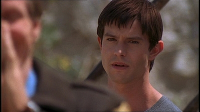ROSWELL_-_E1X22_DESTINY_0339.jpg