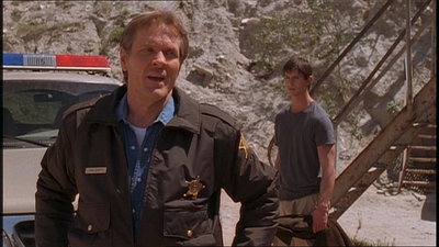 ROSWELL_-_E1X22_DESTINY_0344.jpg