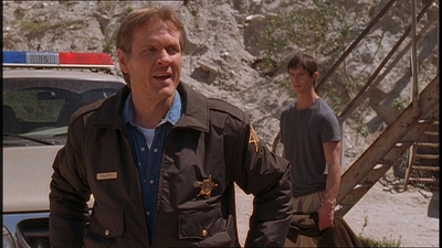 ROSWELL_-_E1X22_DESTINY_0346.jpg