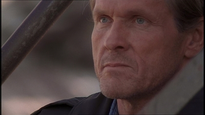 ROSWELL_-_E1X22_DESTINY_0408.jpg
