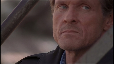 ROSWELL_-_E1X22_DESTINY_0410.jpg