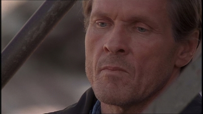 ROSWELL_-_E1X22_DESTINY_0415.jpg