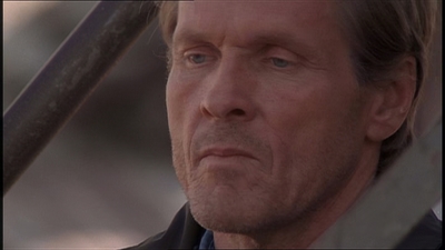 ROSWELL_-_E1X22_DESTINY_0421.jpg