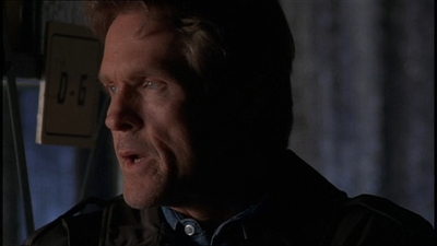 ROSWELL_-_E1X22_DESTINY_0776.jpg