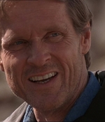 ROSWELL_-_E1X22_DESTINY_0317.jpg