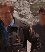ROSWELL_-_E1X22_DESTINY_0357.jpg