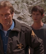ROSWELL_-_E1X22_DESTINY_0359.jpg