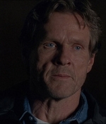 ROSWELL_-_E1X22_DESTINY_0453.jpg