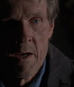ROSWELL_-_E1X22_DESTINY_0548.jpg