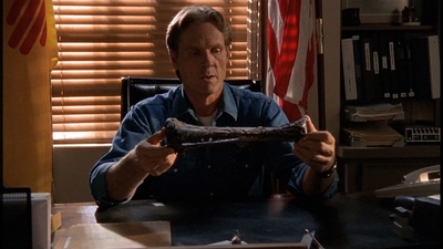 ROSWELL_-_E2X01_SKIN_AND_BONES_079.jpg