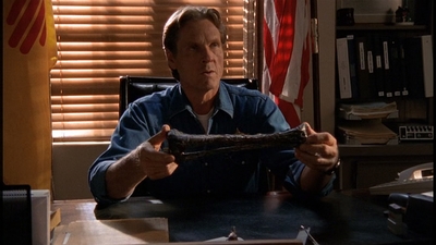 ROSWELL_-_E2X01_SKIN_AND_BONES_081.jpg