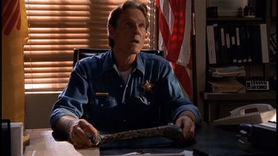 ROSWELL_-_E2X01_SKIN_AND_BONES_138.jpg